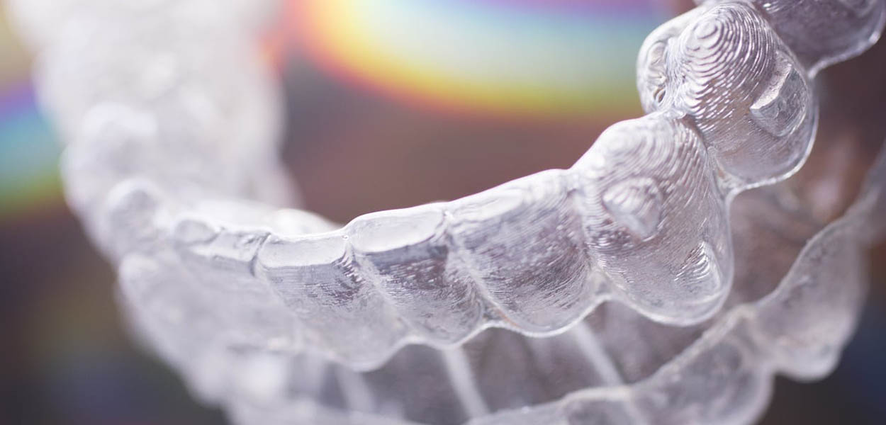 6 Useful Accessories for Your Invisalign Journey
